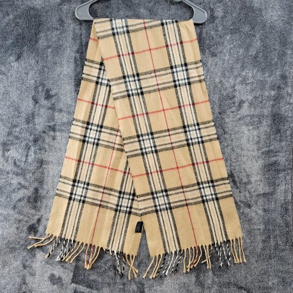 unbranded Scarf 100% Acrylic tan black red plaid fringed hem one size - Picture 4 of 7